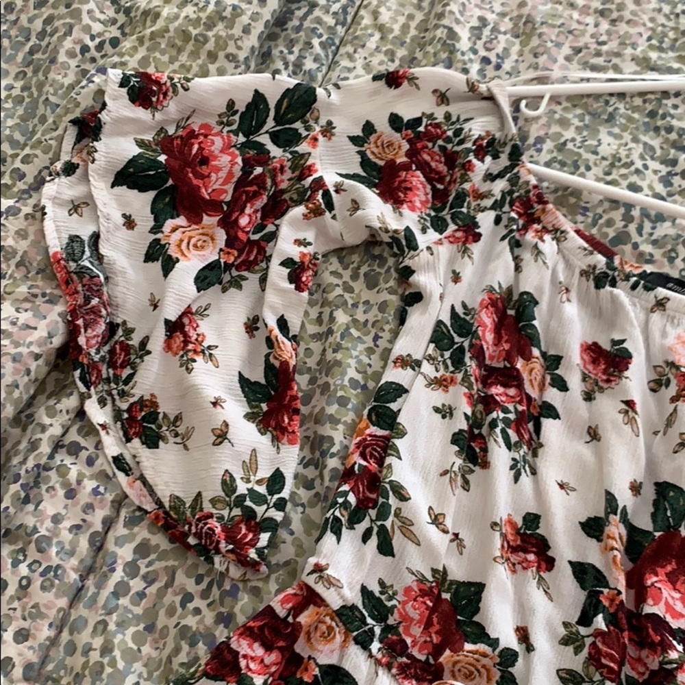 Romper - Picture 2 of 4